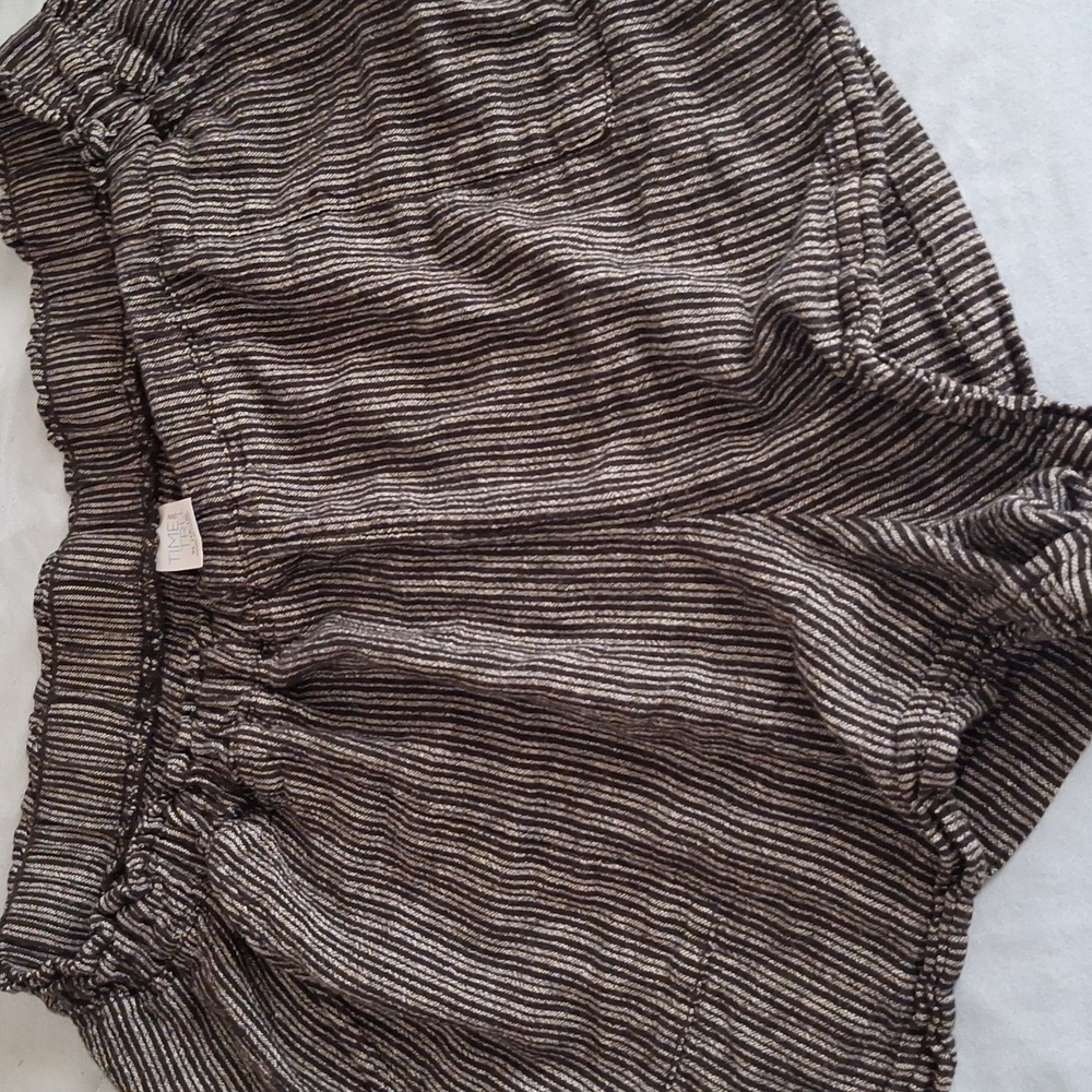 Used linen shorts - Picture 5 of 5